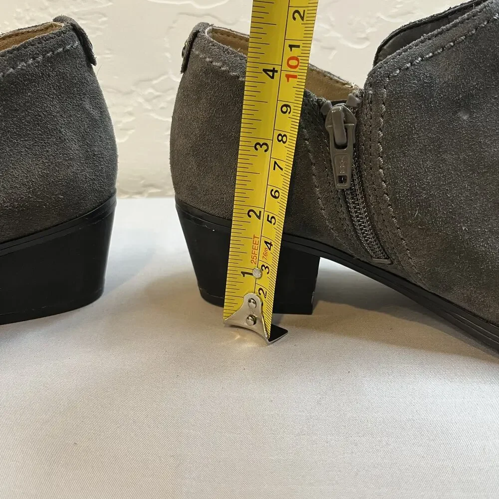 Naturalizer Zarie Ankle Boots/Bootie Womens 6.5N Gray Suede Short Side Zip